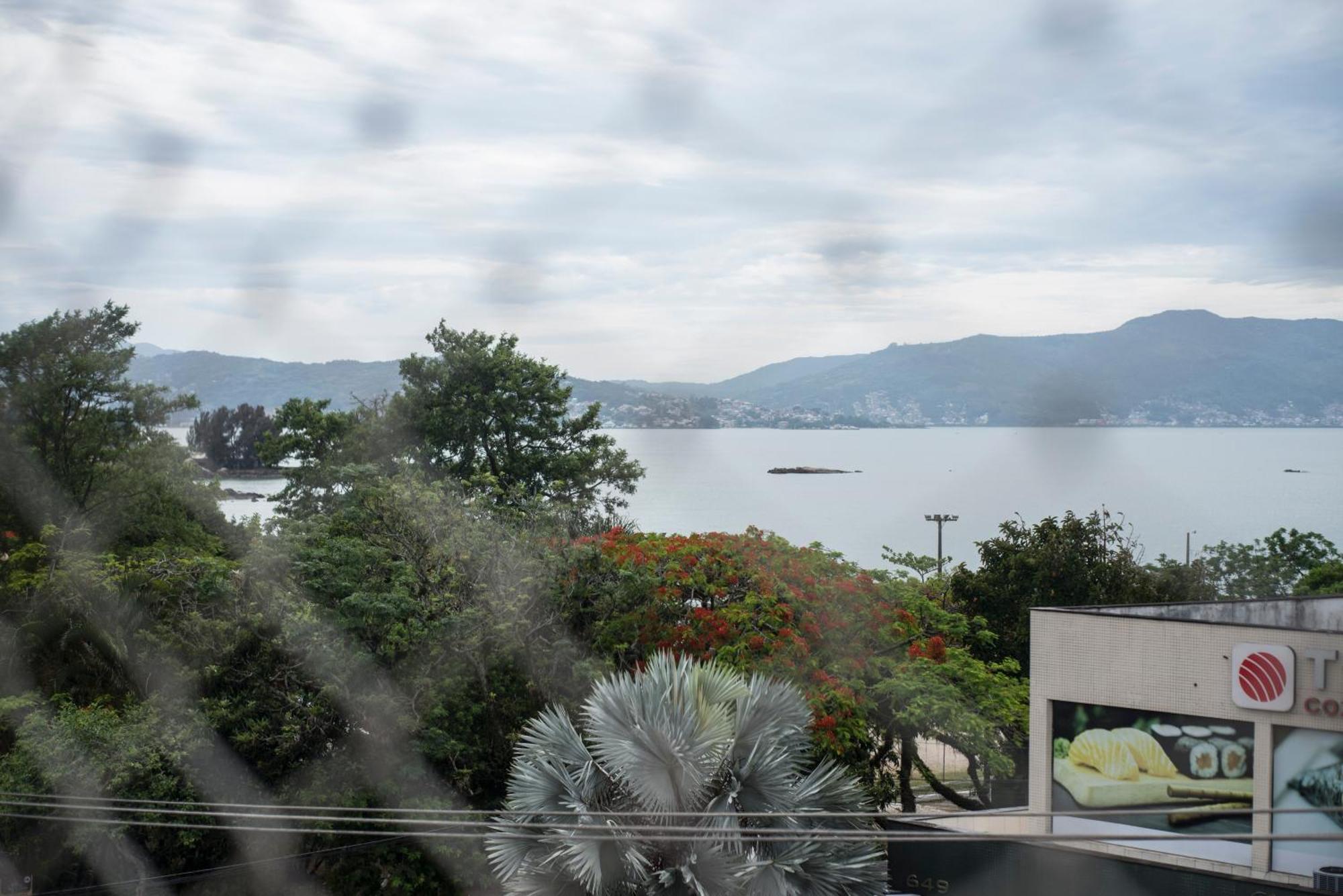 Vista Mar Na Via Gastronomica Coqueiros Coq2 Apartment Florianopolis Exterior photo
